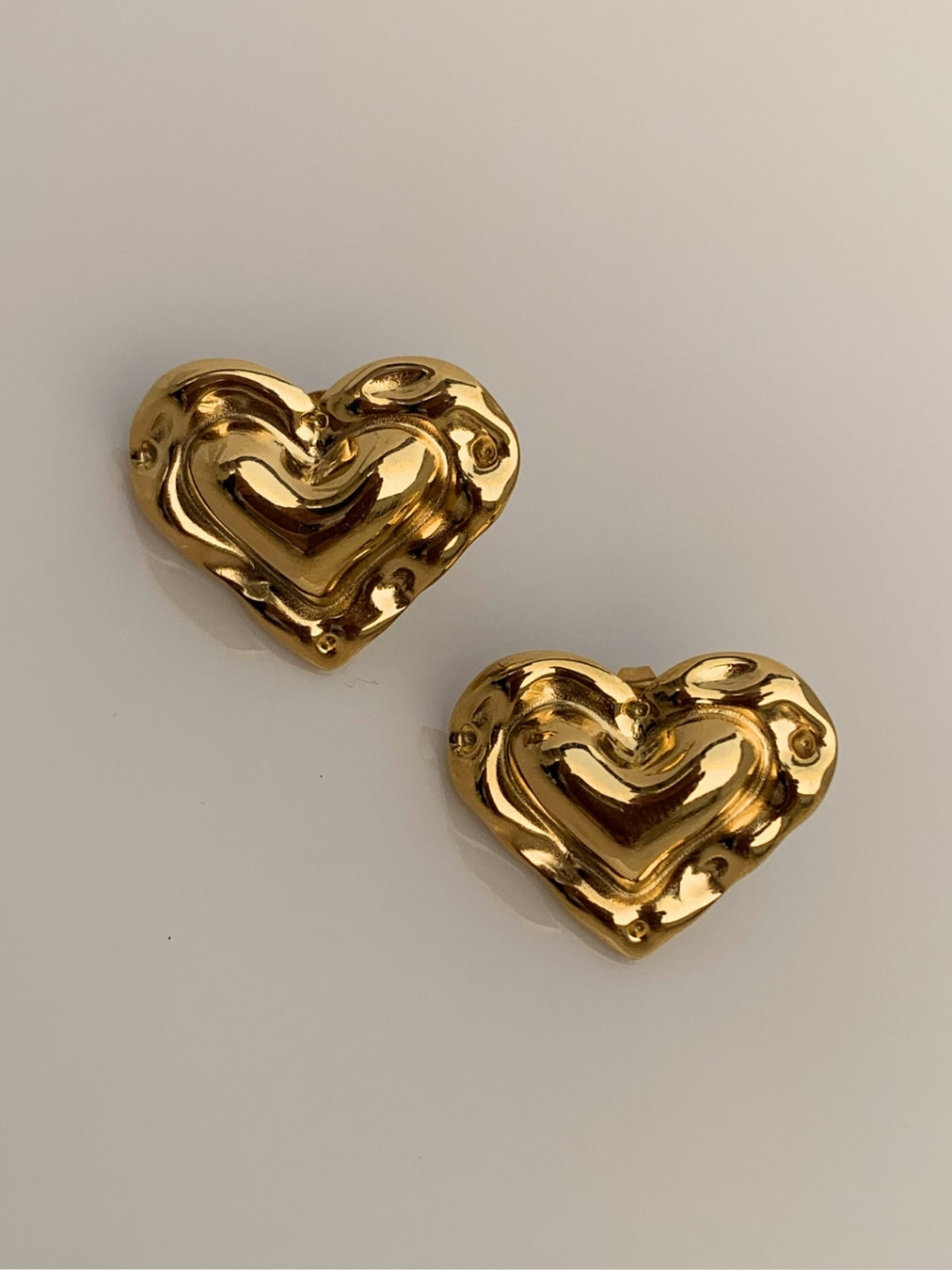 AURA HEART