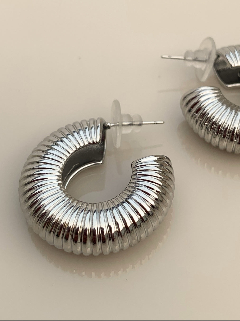 LUNAR HOOPS