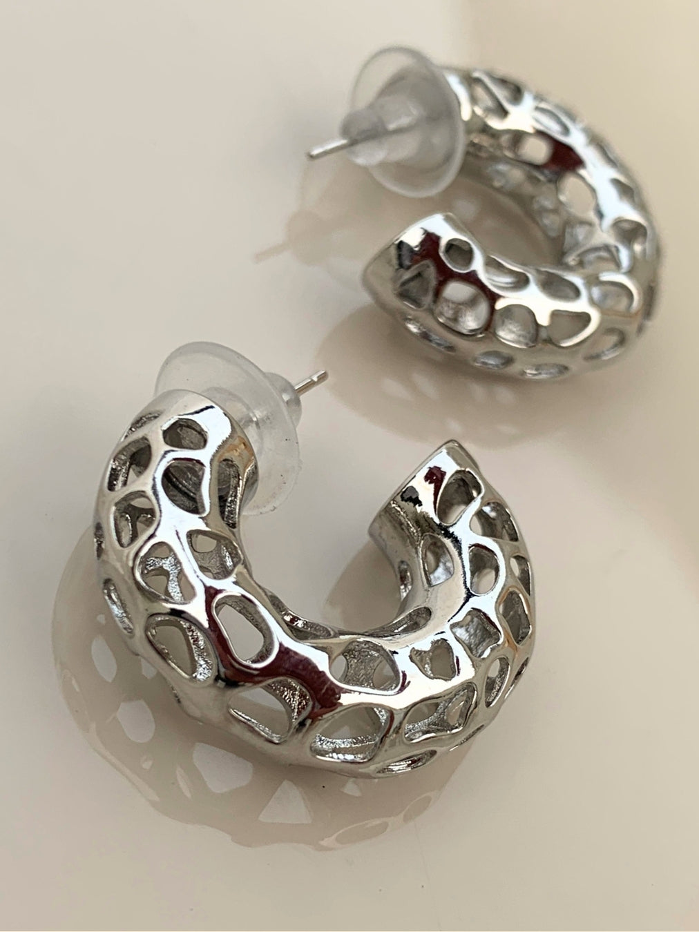 HIVE HOOPS (SILVER)