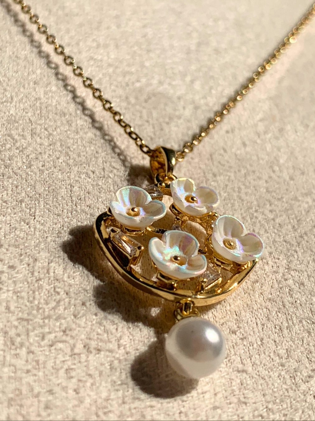 PETAL PEARL