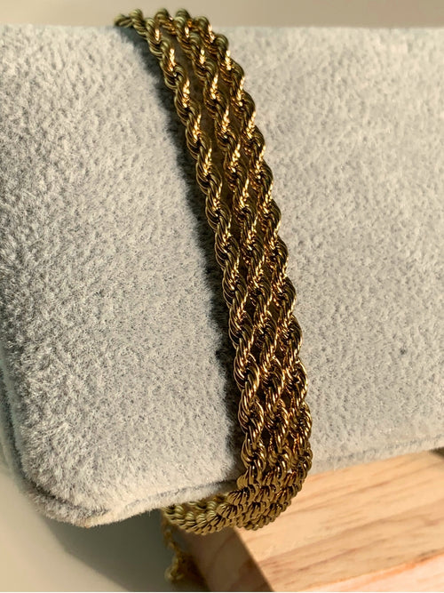 Aureum Twist